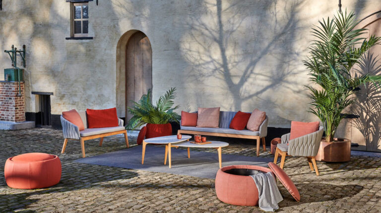 Year-Round Outdoor Charm: Mastering Furniture Rotation