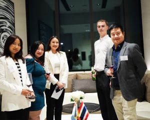 Meet-Talk-BeLuThai-10