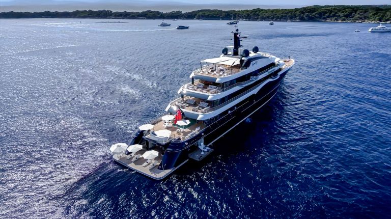 EXPERIENCE SUMMER IN ULTIMATE LUXURY WITH ROYAL BOTANIA