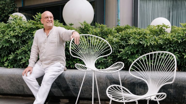 Immerse Yourself in the Exquisite Elegance of ‘Royal Botania’